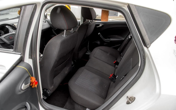 Seat Ibiza cena 26800 przebieg: 183584, rok produkcji 2010 z Radom małe 191